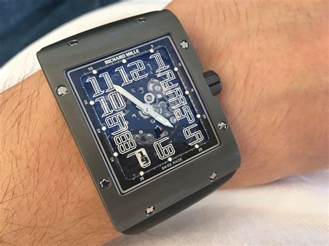 Richard Mille RM016 Titalyt – Hands